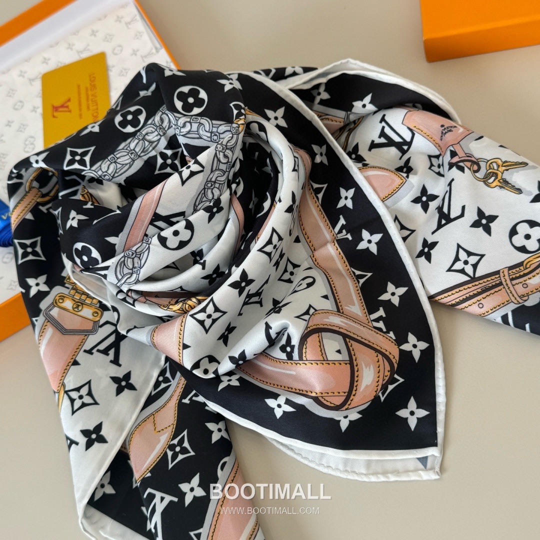 Louis Vuitton Monogram Square Scarf Twill Silk Black Belt 루이비통 모노그램 스퀘어 스카프 트윌 실크 블랙 벨트 90X90cm 7