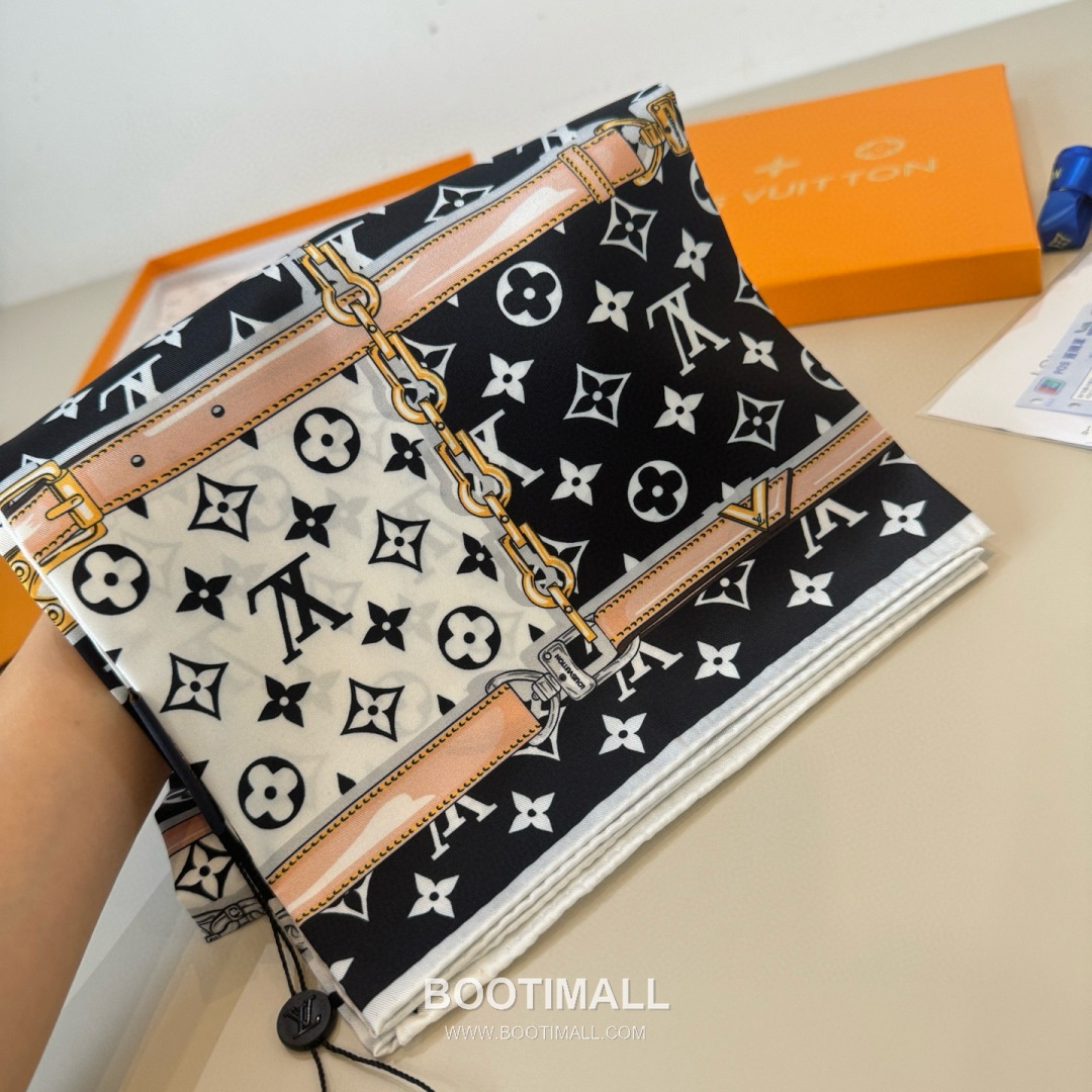 Louis Vuitton Monogram Square Scarf Twill Silk Black Belt 루이비통 모노그램 스퀘어 스카프 트윌 실크 블랙 벨트 90X90cm 8