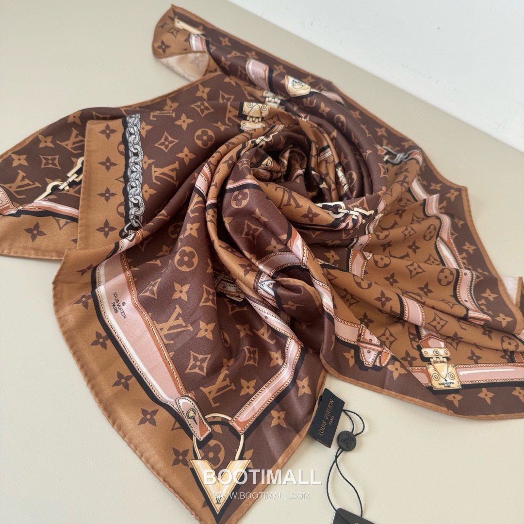 Louis Vuitton Monogram Square Scarf Twill Silk Black Belt 루이비통 모노그램 스퀘어 스카프 트윌 실크 블랙 벨트 8