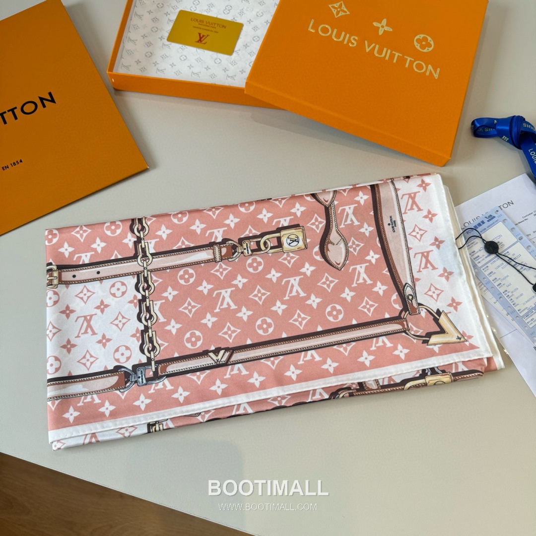 Louis Vuitton Monogram Square Scarf Twill Silk Black Belt 루이비통 모노그램 스퀘어 스카프 트윌 실크 블랙 벨트 4