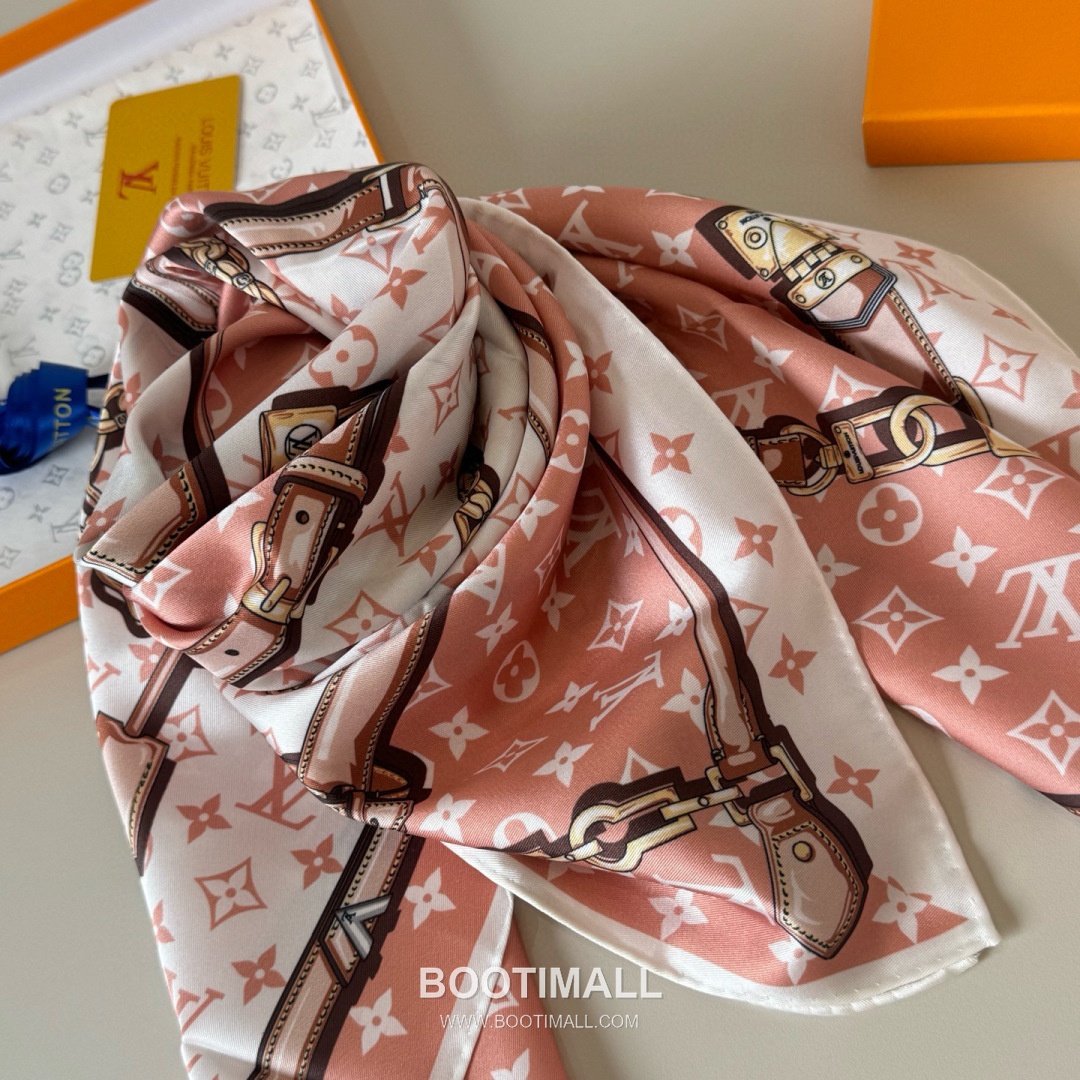Louis Vuitton Monogram Square Scarf Twill Silk Black Belt 루이비통 모노그램 스퀘어 스카프 트윌 실크 블랙 벨트 7