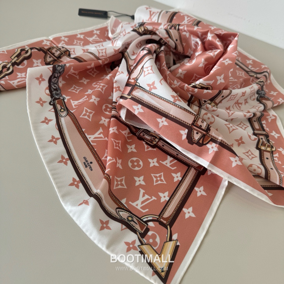 Louis Vuitton Monogram Square Scarf Twill Silk Black Belt 루이비통 모노그램 스퀘어 스카프 트윌 실크 블랙 벨트 8