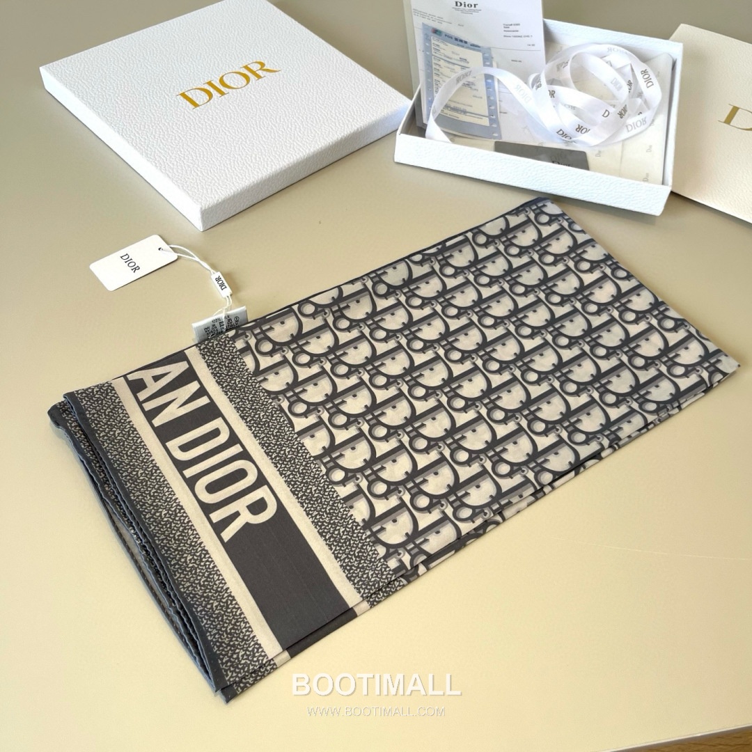 Dior Diortwin 90 Square Twill Silk Twill Blue Scarf 디올 트윈 90 트윌 90×90 실크 트윌 블루 스카프 90×90cm 6