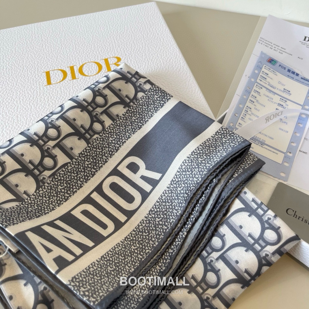 Dior Diortwin 90 Square Twill Silk Twill Blue Scarf 디올 트윈 90 트윌 90×90 실크 트윌 블루 스카프 90×90cm 7