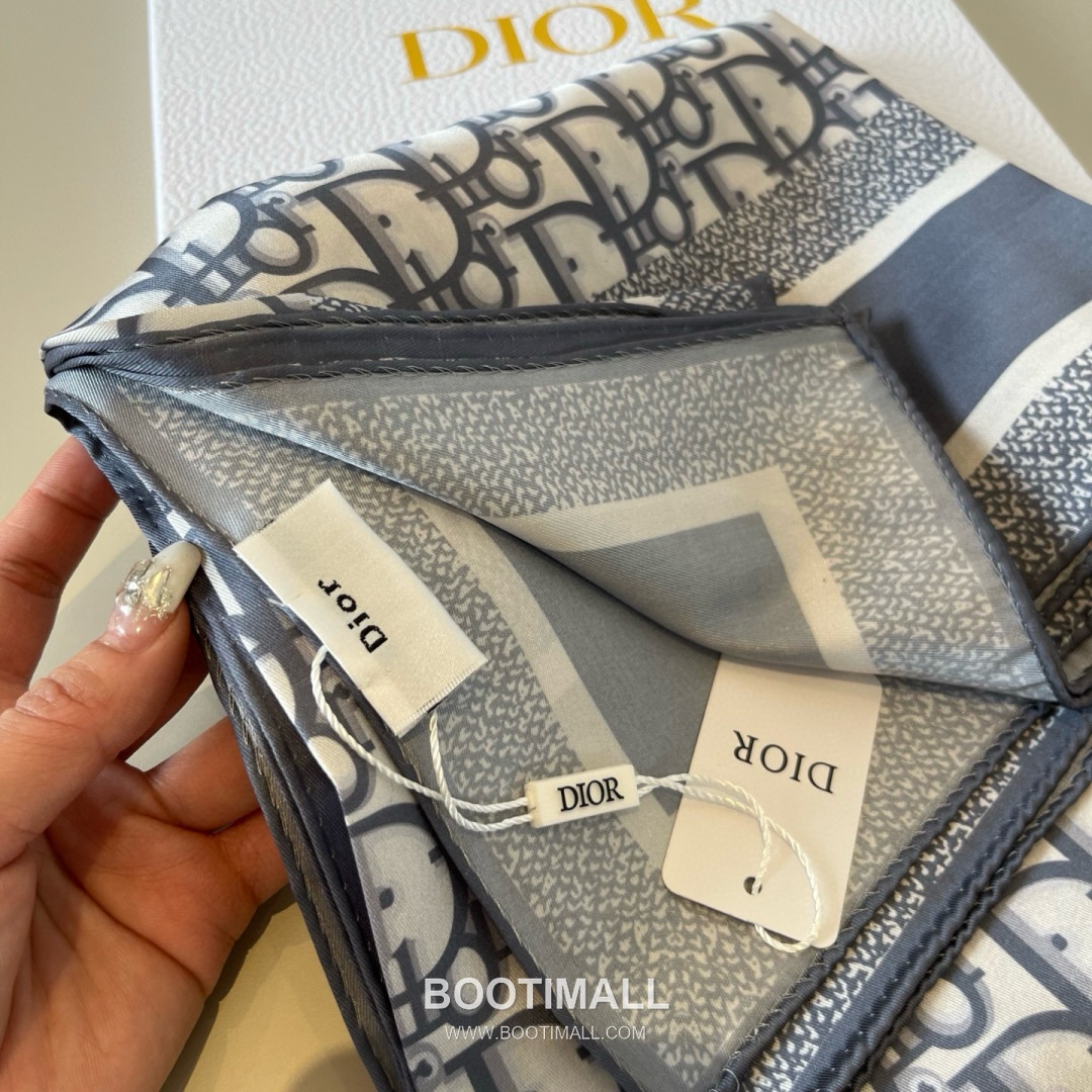 Dior Diortwin 90 Square Twill Silk Twill Blue Scarf 디올 트윈 90 트윌 90×90 실크 트윌 블루 스카프 90×90cm 8