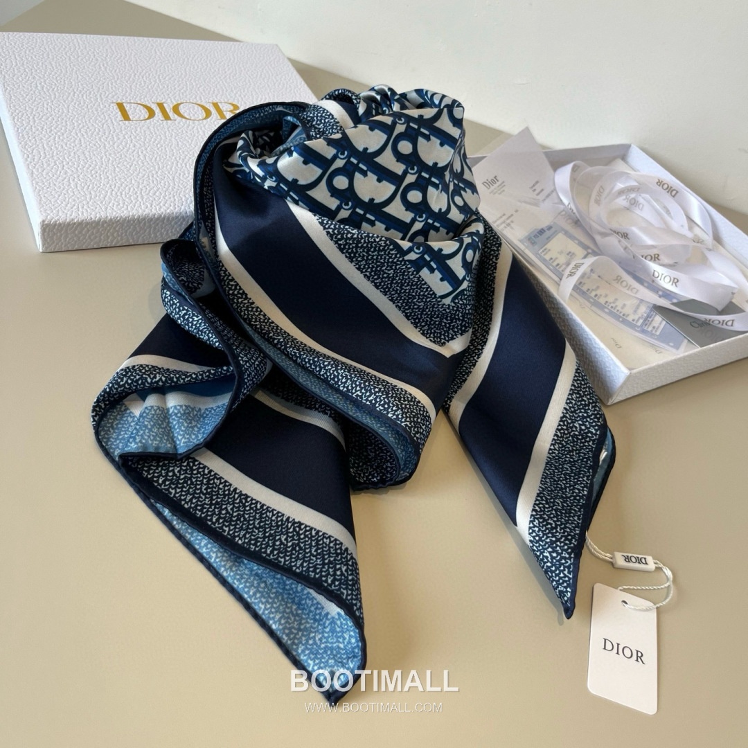 Dior Diortwin 90 Square Twill Silk Twill Blue Scarf 디올 트윈 90 트윌 90×90 실크 트윌 블루 스카프 90cm 2