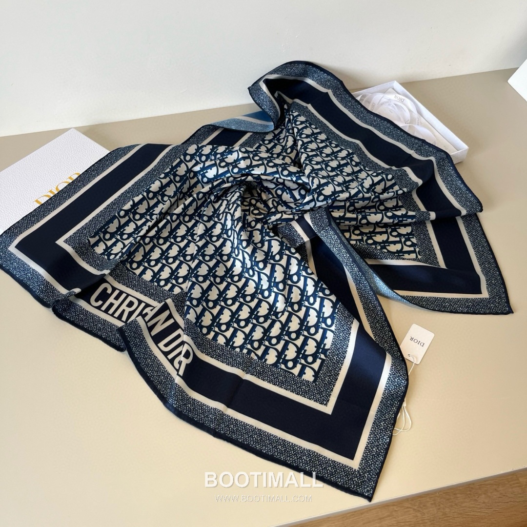 Dior Diortwin 90 Square Twill Silk Twill Blue Scarf 디올 트윈 90 트윌 90×90 실크 트윌 블루 스카프 90cm 3