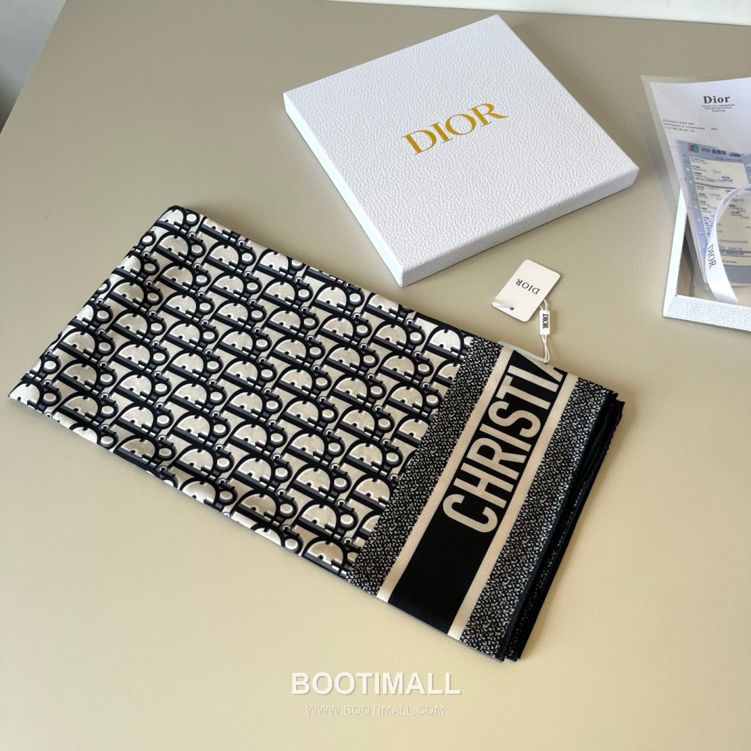 Dior Diortwin 90 Square Twill Silk Twill Blue Scarf 디올 트윈 90 트윌 90×90 실크 트윌 블루 스카프 90cm 4