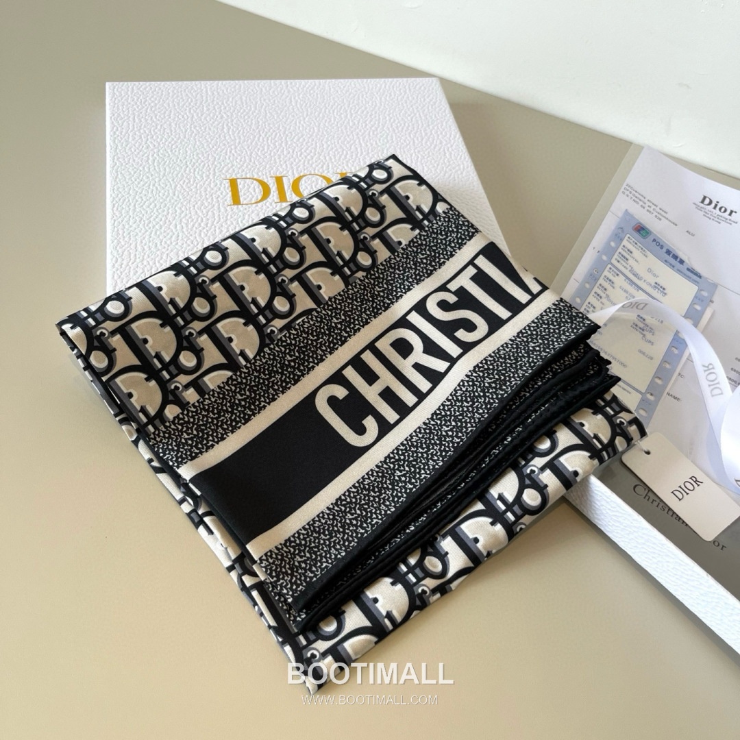 Dior Diortwin 90 Square Twill Silk Twill Blue Scarf 디올 트윈 90 트윌 90×90 실크 트윌 블루 스카프 90cm 6