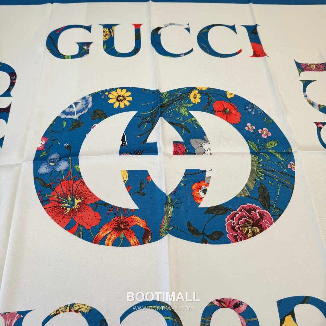 Gucci Logo Floral Square Silk Twill Multicolor Scarf 구찌 로고 플로럴 스퀘어 실크 트윌 멀티컬러 스카프 90cm 2