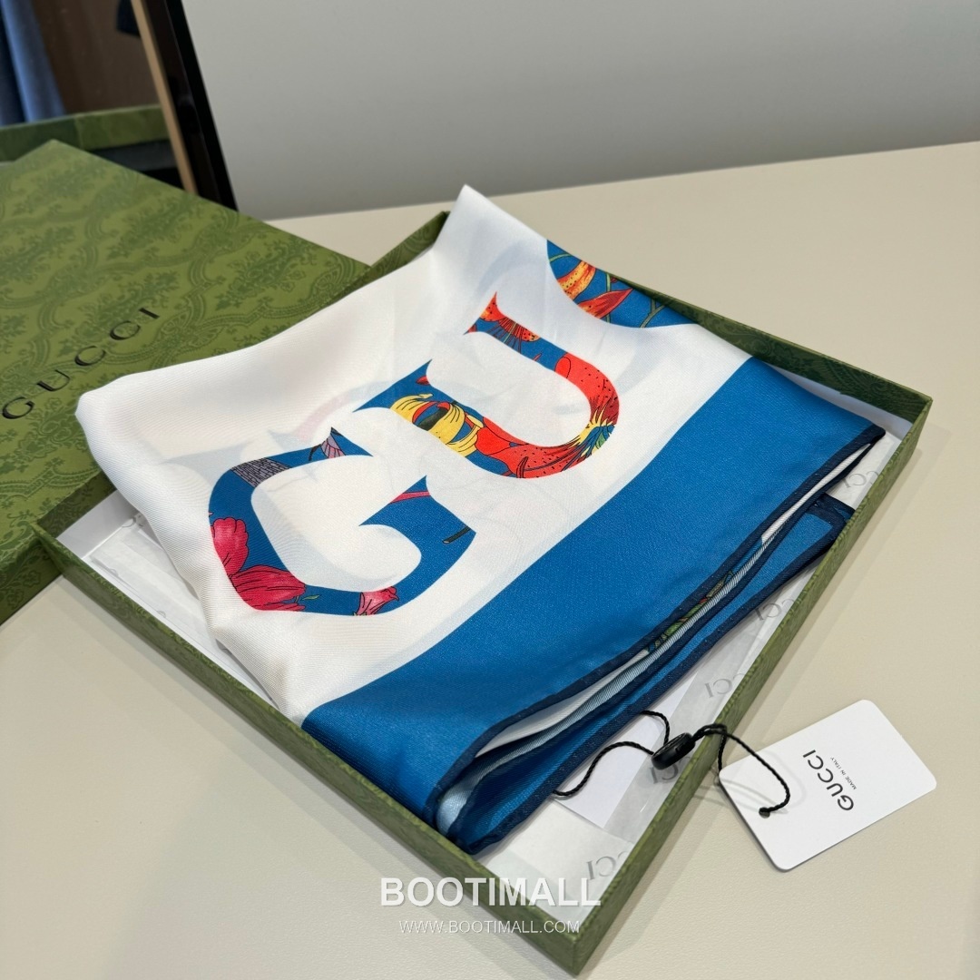 Gucci Logo Floral Square Silk Twill Multicolor Scarf 구찌 로고 플로럴 스퀘어 실크 트윌 멀티컬러 스카프 90cm 6