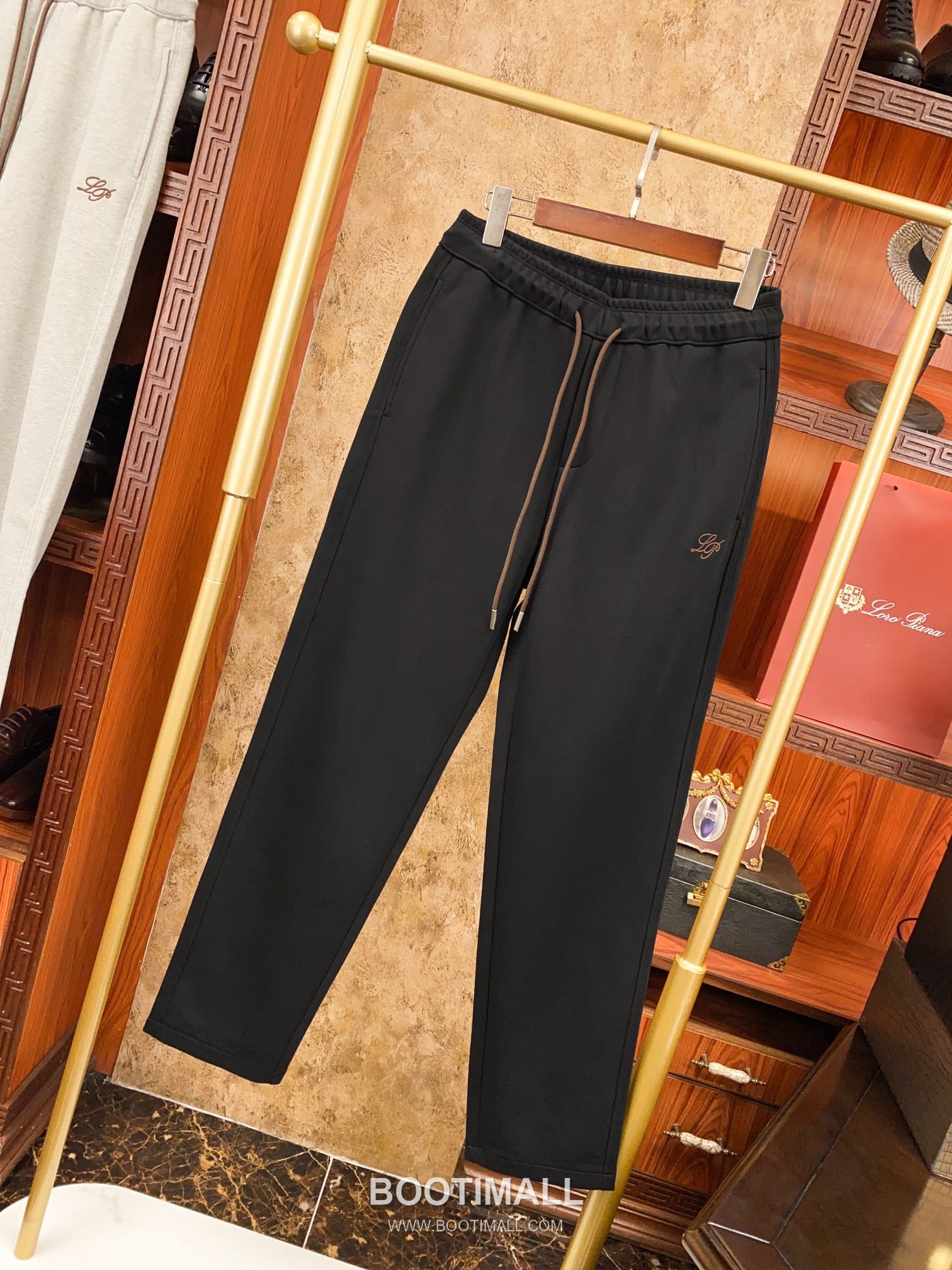 Loro Piana Custom Light Jacket Black 로로피아나 커스텀 경량 자켓 블랙 2