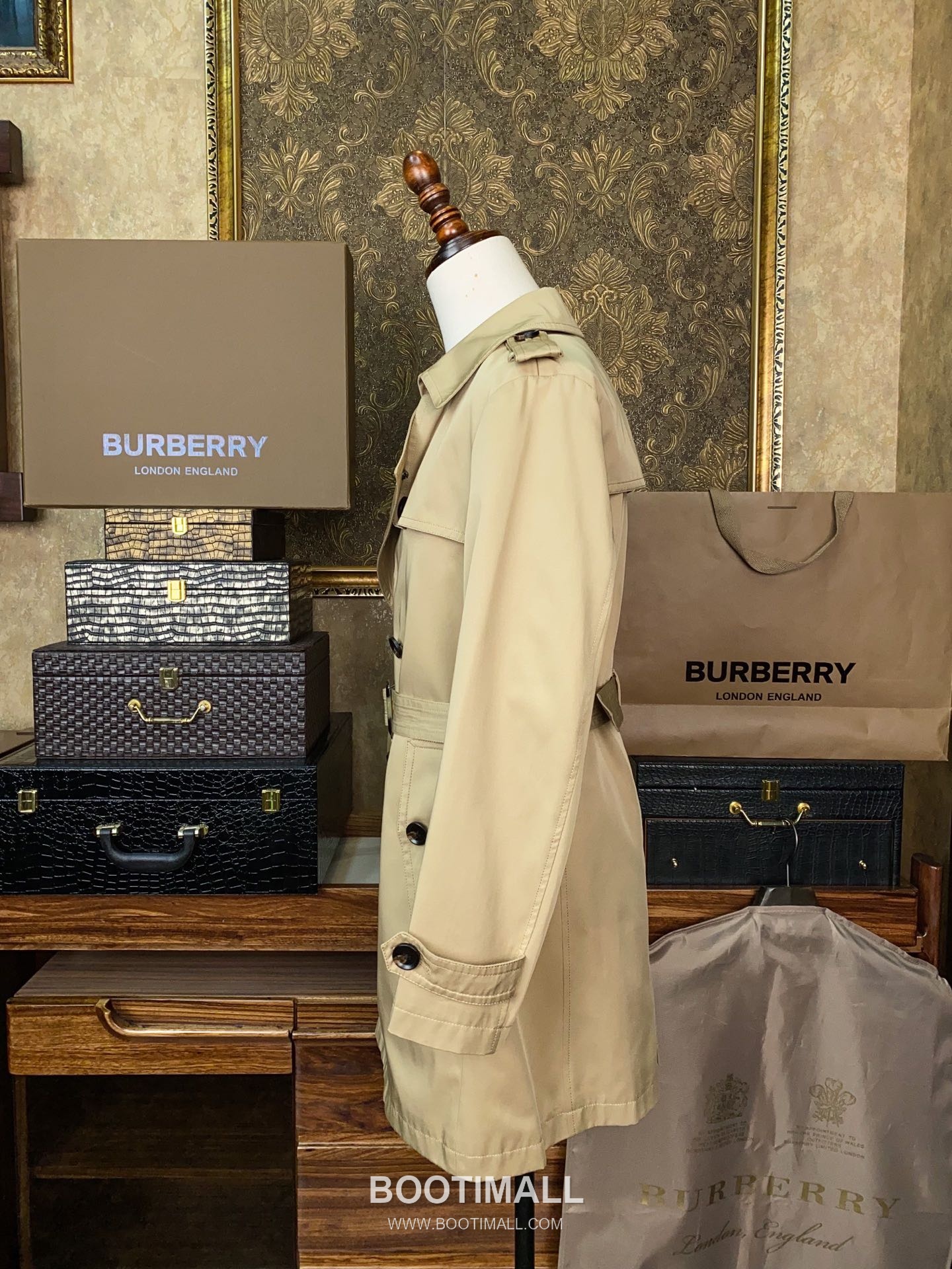 Burberry Classic Trench Coat Honey 버버리 클래식 트렌치코트 허니 3