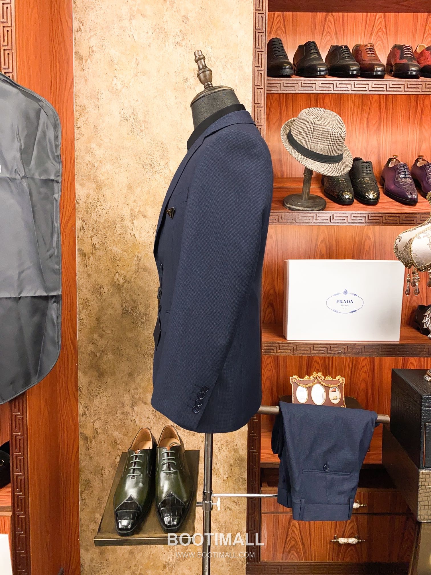 Prada Two-Piece Suit Polyester, Viscose, Modal, Elastane, Nylon 프라다 투피스 수트 세트 폴리에스터, 비스코스, 모달, 엘라스틴, 나일론 6