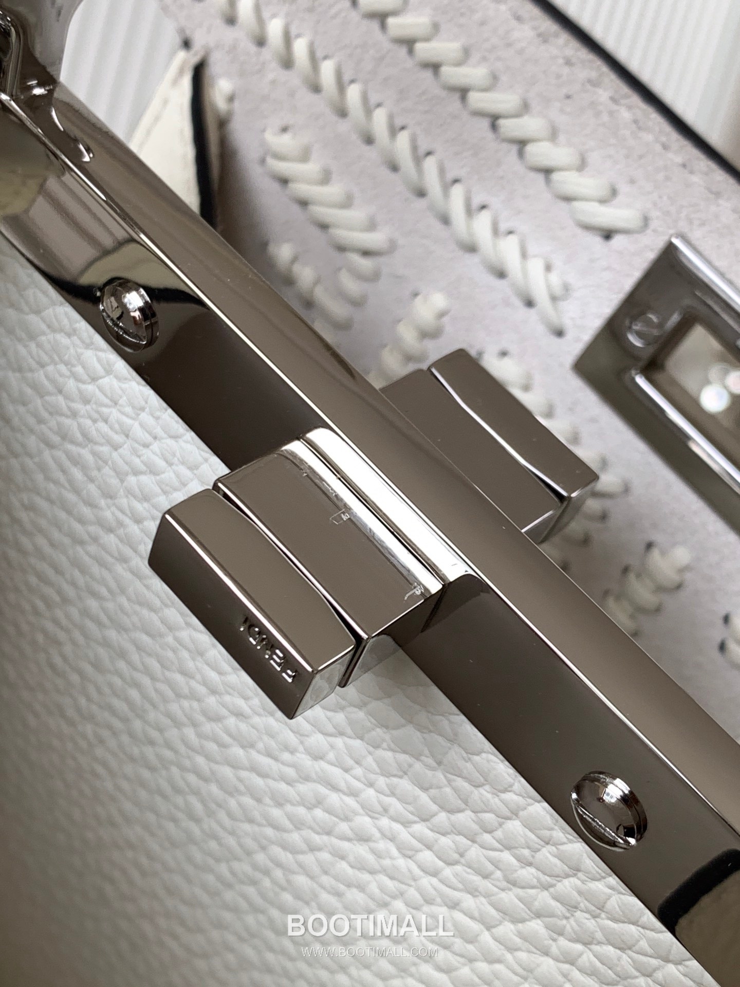 Fendi Peekaboo ISeeU Petite Calfskin Brown Top Handle Bag 펜디 피카부 아이씨유 쁘띠 카프스킨 브라운 탑핸들백 20cm 6