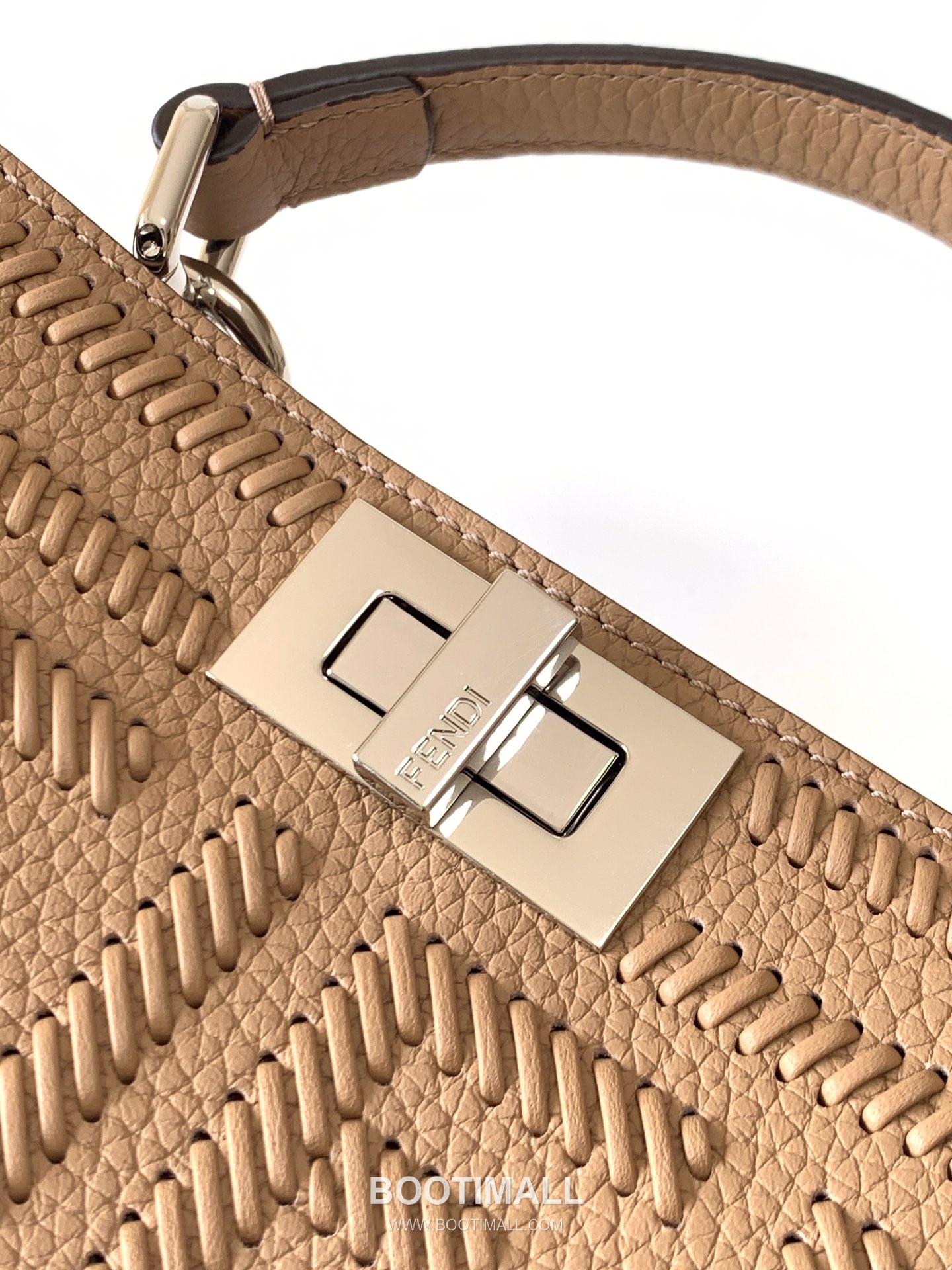 Fendi Peekaboo ISeeU Petite Calfskin Black Top Handle Bag 펜디 피카부 아이씨유 쁘띠 카프스킨 블랙 탑핸들백 27cm 6