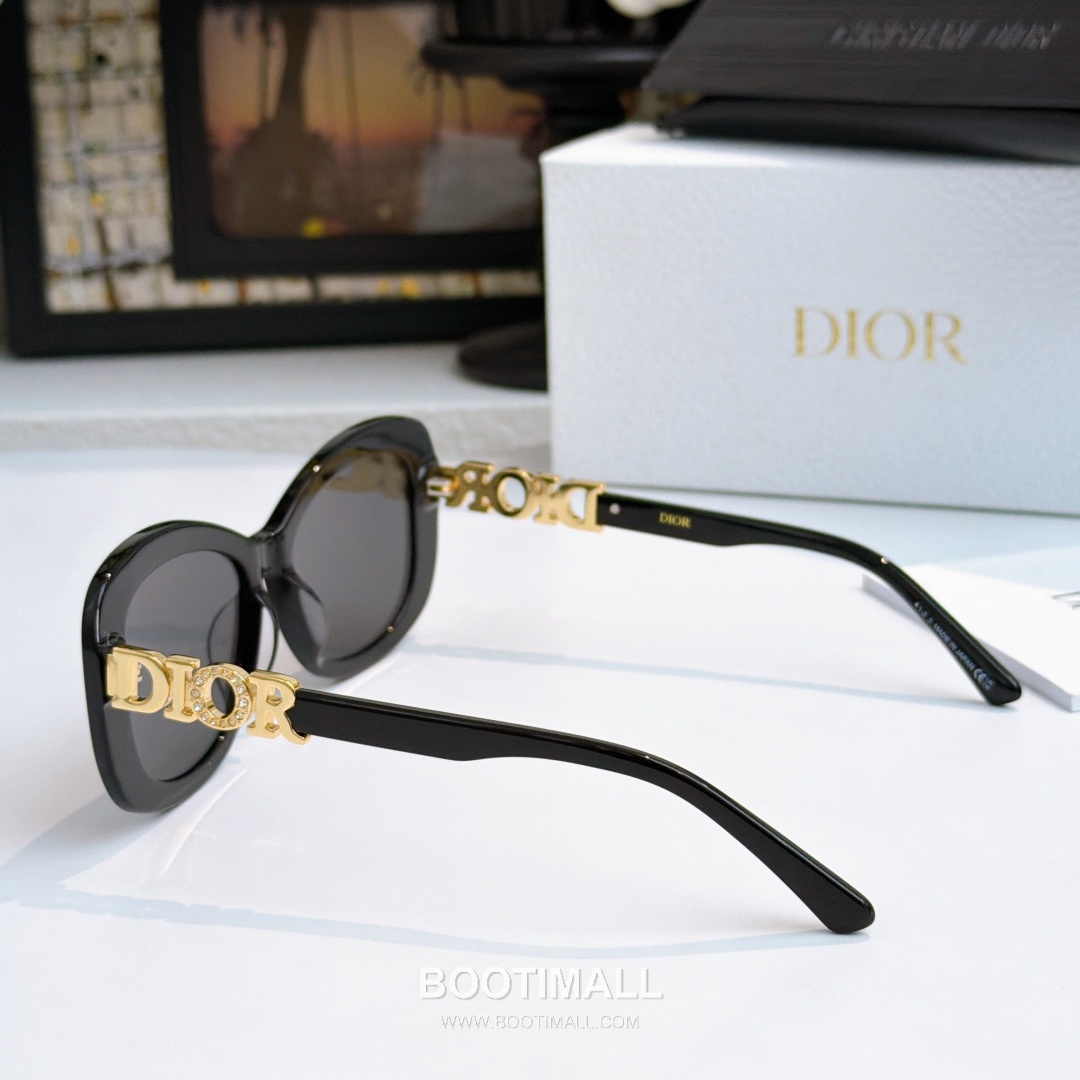 Dior Dio Star Ring Metal, Cubic Zirconia Silver 디올 디오 스타 링 메탈, 큐빅 지르코니아 실버 56호 (내경 17mm), 17-145 145cm 4