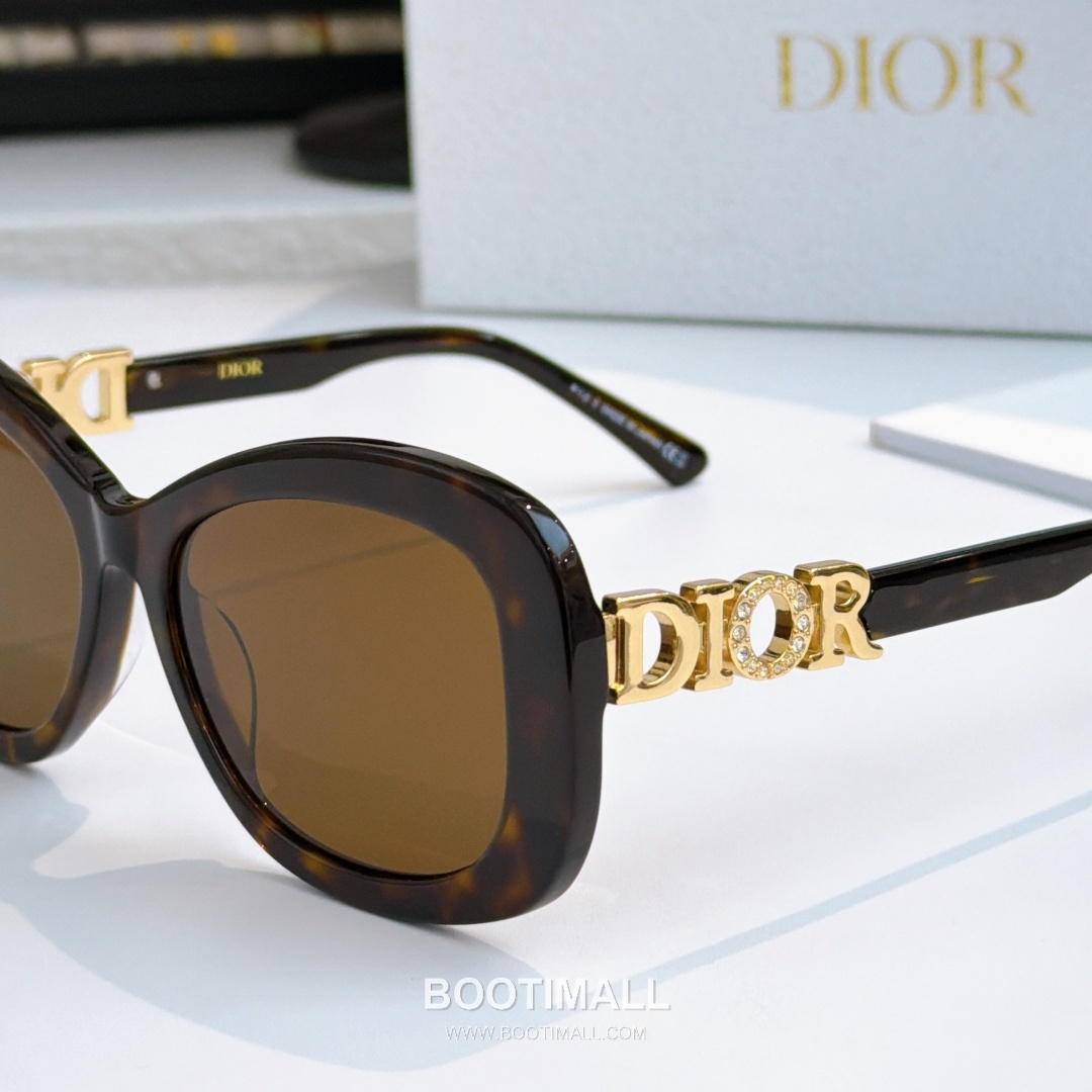 Dior Dio Star Ring Metal, Cubic Zirconia Silver 디올 디오 스타 링 메탈, 큐빅 지르코니아 실버 145cm 3