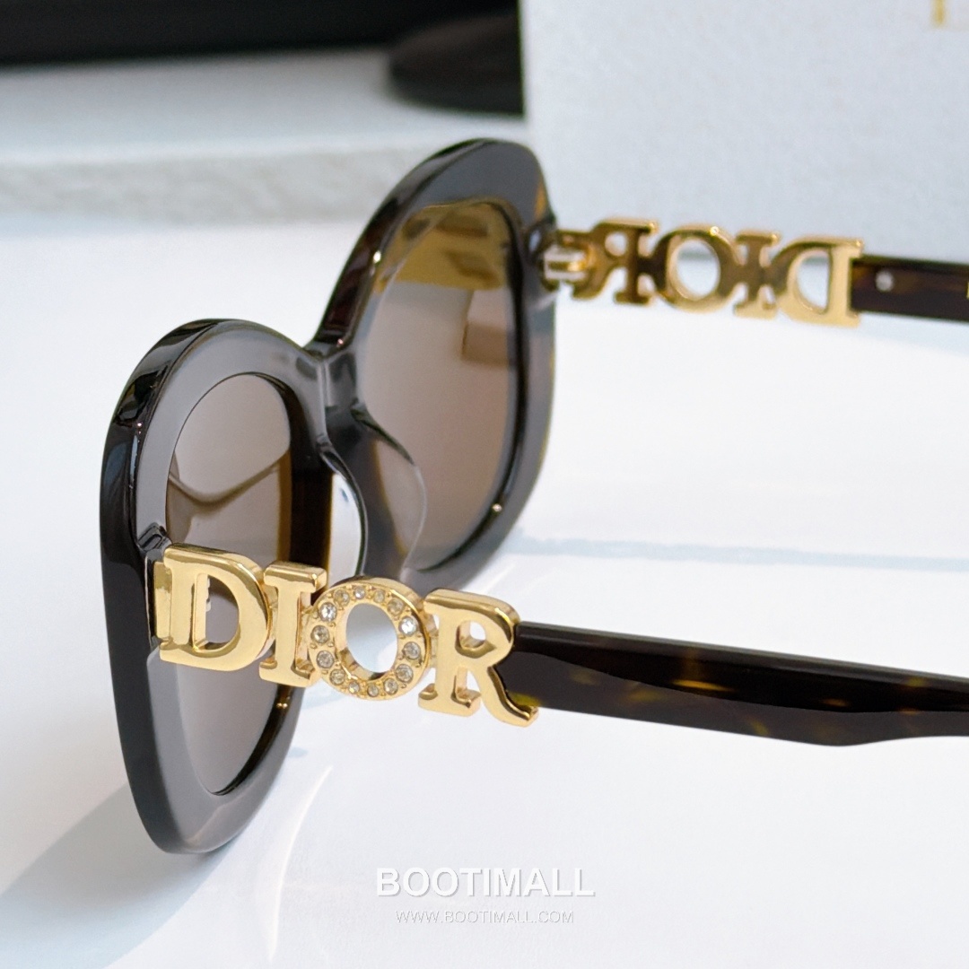 Dior Dio Star Ring Metal, Cubic Zirconia Silver 디올 디오 스타 링 메탈, 큐빅 지르코니아 실버 145cm 4