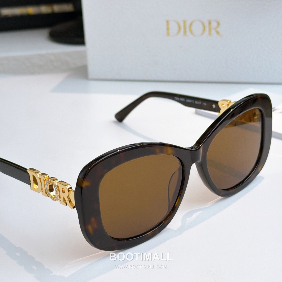 Dior Dio Star Ring Metal, Cubic Zirconia Silver 디올 디오 스타 링 메탈, 큐빅 지르코니아 실버 145cm 7