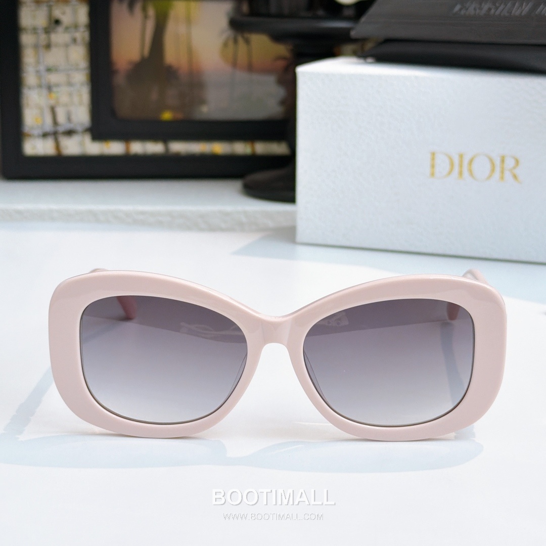 Dior Dio Star Ring Metal, Cubic Zirconia Silver 디올 디오 스타 링 메탈, 큐빅 지르코니아 실버 145cm 2