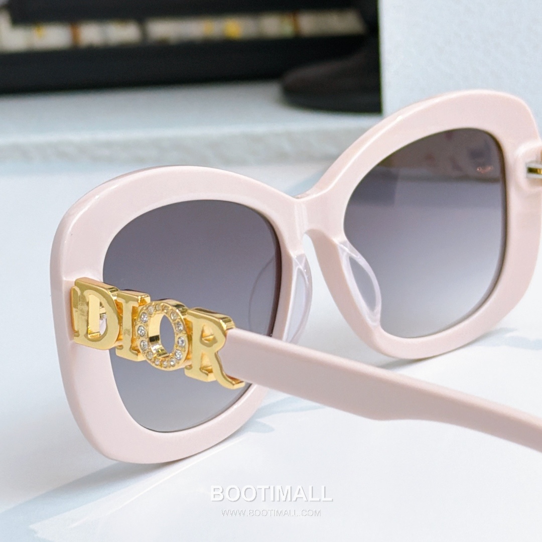 Dior Dio Star Ring Metal, Cubic Zirconia Silver 디올 디오 스타 링 메탈, 큐빅 지르코니아 실버 145cm 4