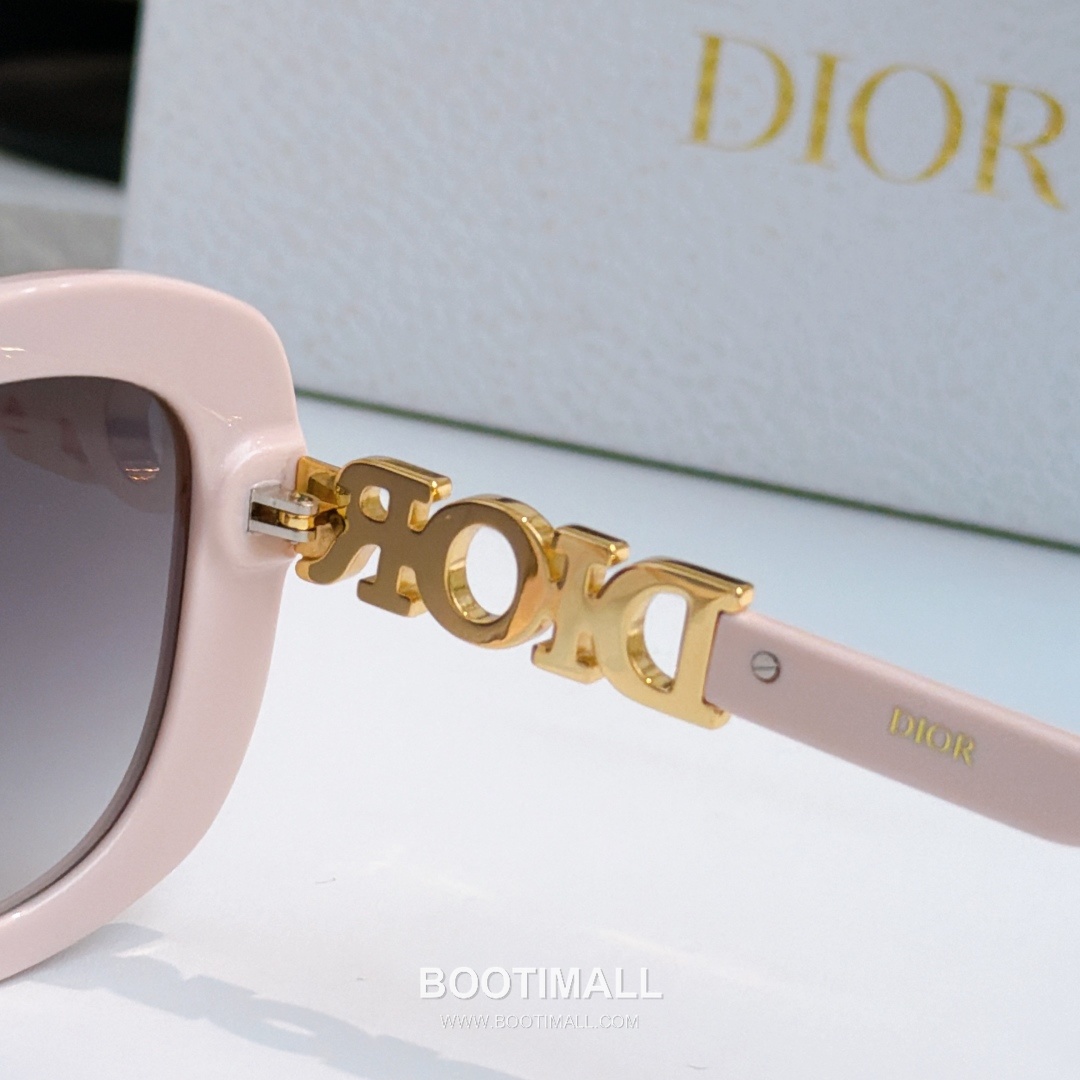 Dior Dio Star Ring Metal, Cubic Zirconia Silver 디올 디오 스타 링 메탈, 큐빅 지르코니아 실버 145cm 5