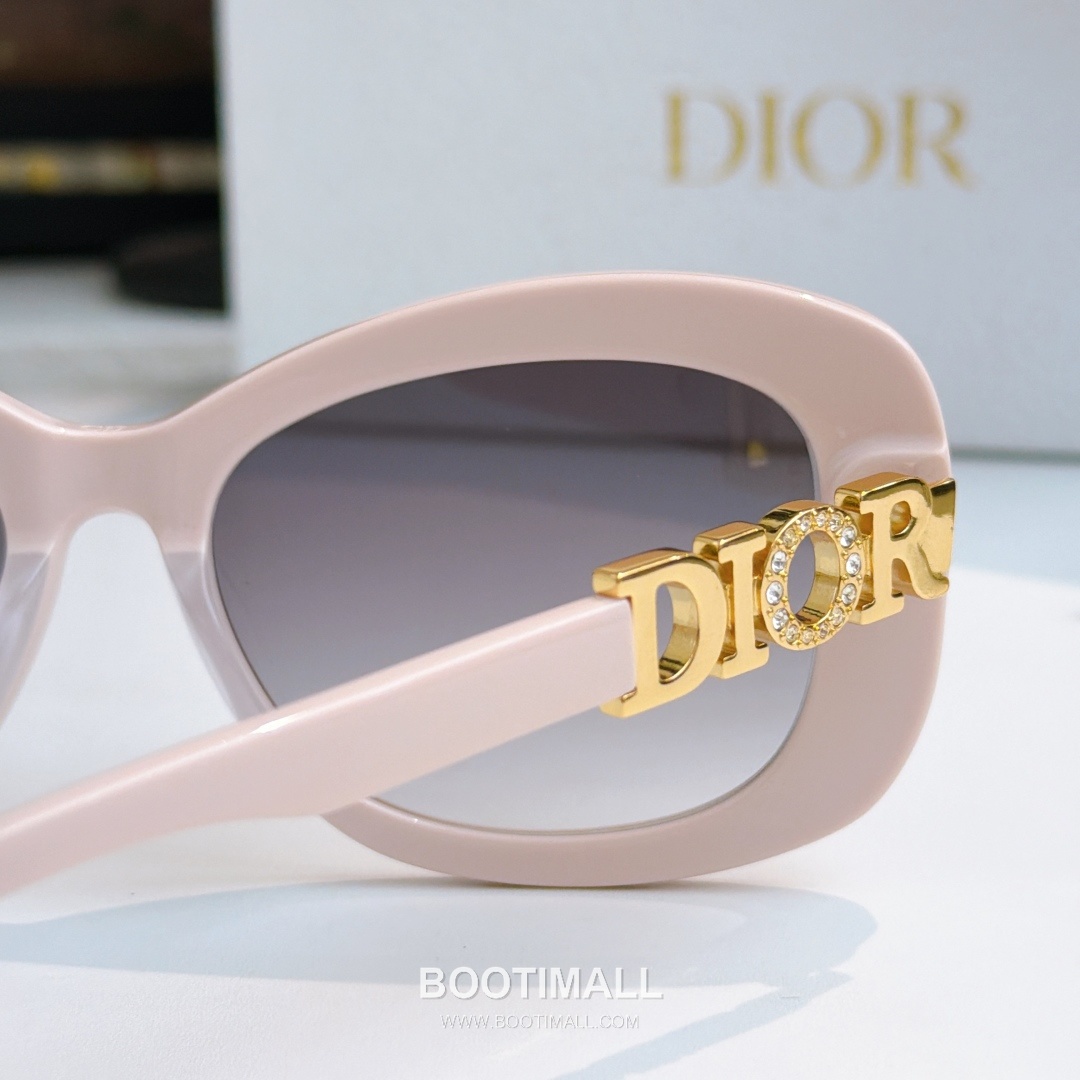 Dior Dio Star Ring Metal, Cubic Zirconia Silver 디올 디오 스타 링 메탈, 큐빅 지르코니아 실버 145cm 7