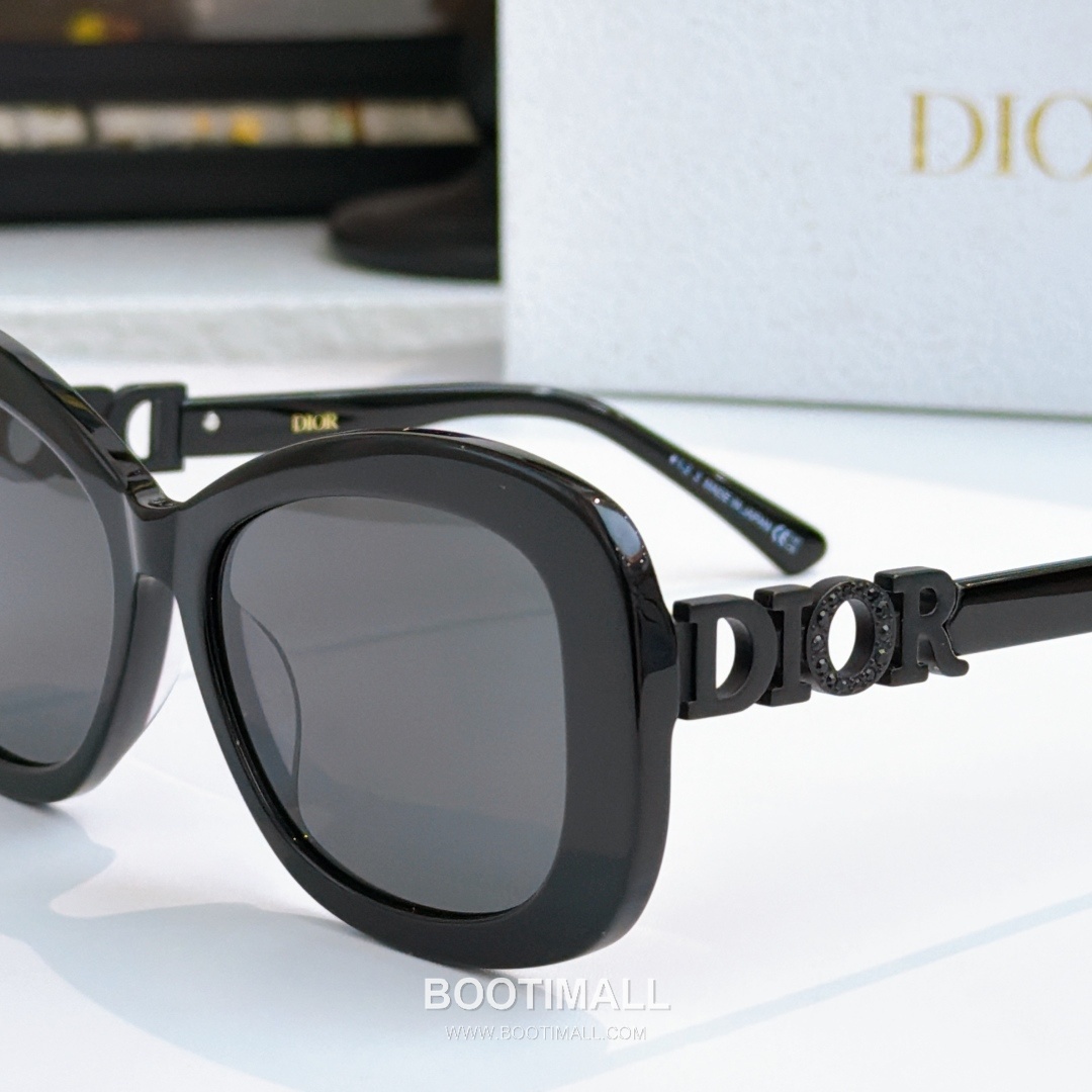 Dior Dio Star Ring Metal, Cubic Zirconia Silver 디올 디오 스타 링 메탈, 큐빅 지르코니아 실버 145cm 3