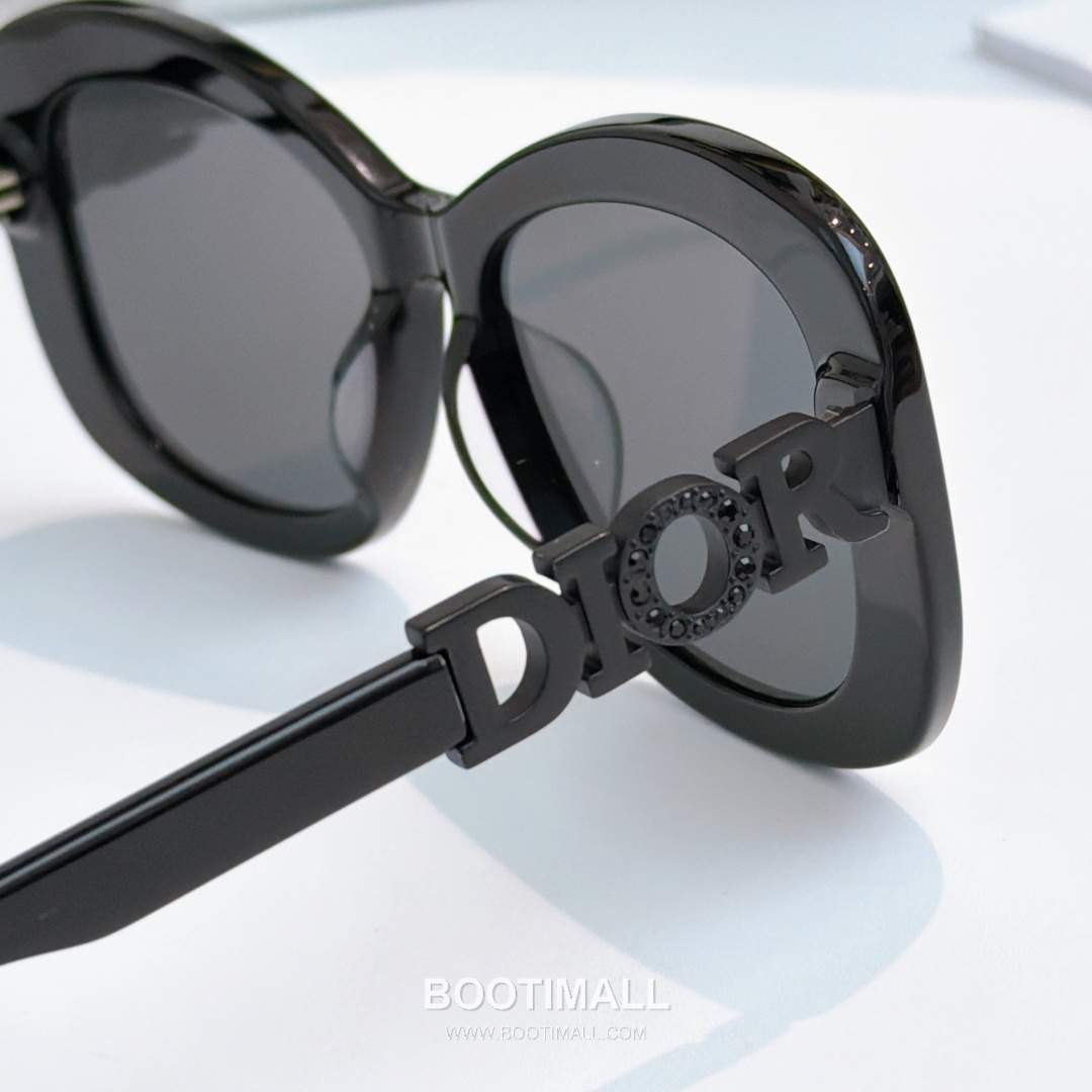 Dior Dio Star Ring Metal, Cubic Zirconia Silver 디올 디오 스타 링 메탈, 큐빅 지르코니아 실버 145cm 8