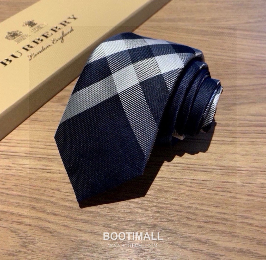 Burberry Vintage Check Tie Jacquard Silk Vintage Check 버버리 빈티지 체크 자카드 넥타이 자카드 실크 빈티지 체크 9
