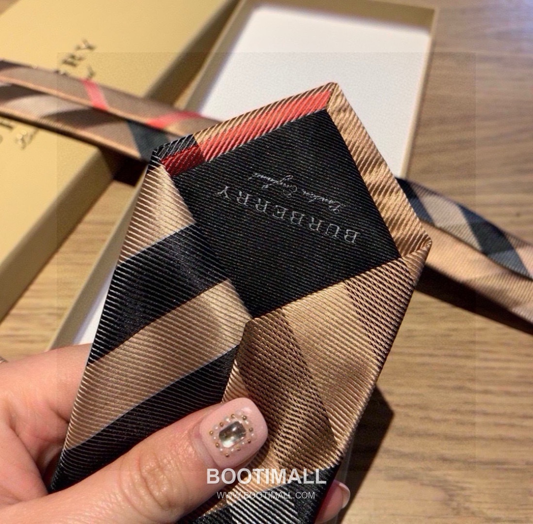 Burberry Vintage Check Tie Jacquard Silk Vintage Check 버버리 빈티지 체크 자카드 넥타이 자카드 실크 빈티지 체크 5