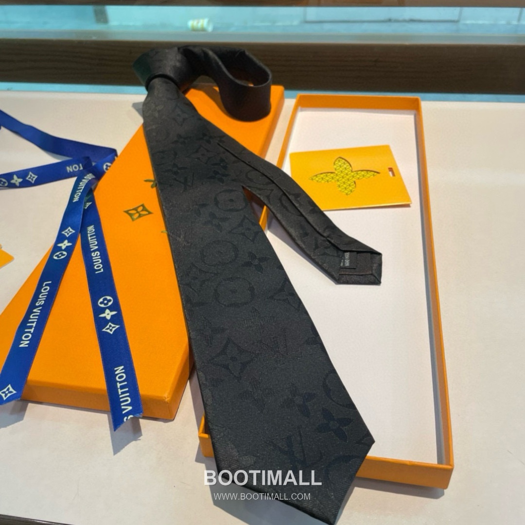 Louis Vuitton Diamonds V Tie Silk Jacquard Black 루이비통 다이아몬즈 V 넥타이 실크 자카드 블랙 7