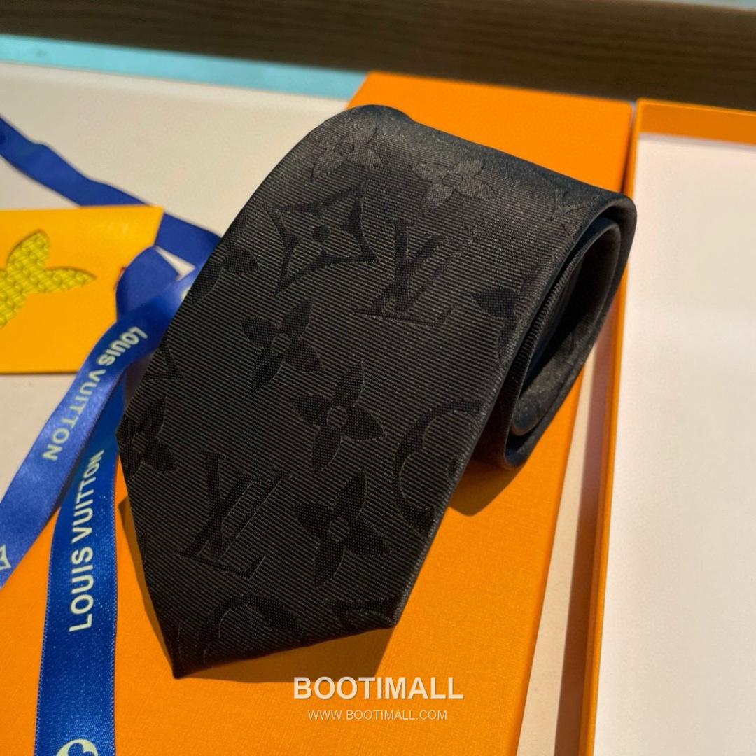 Louis Vuitton Diamonds V Tie Silk Jacquard Black 루이비통 다이아몬즈 V 넥타이 실크 자카드 블랙 8