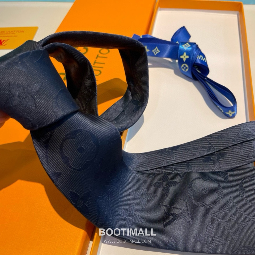 Louis Vuitton Diamonds V Tie Silk Jacquard Black 루이비통 다이아몬즈 V 넥타이 실크 자카드 블랙 6