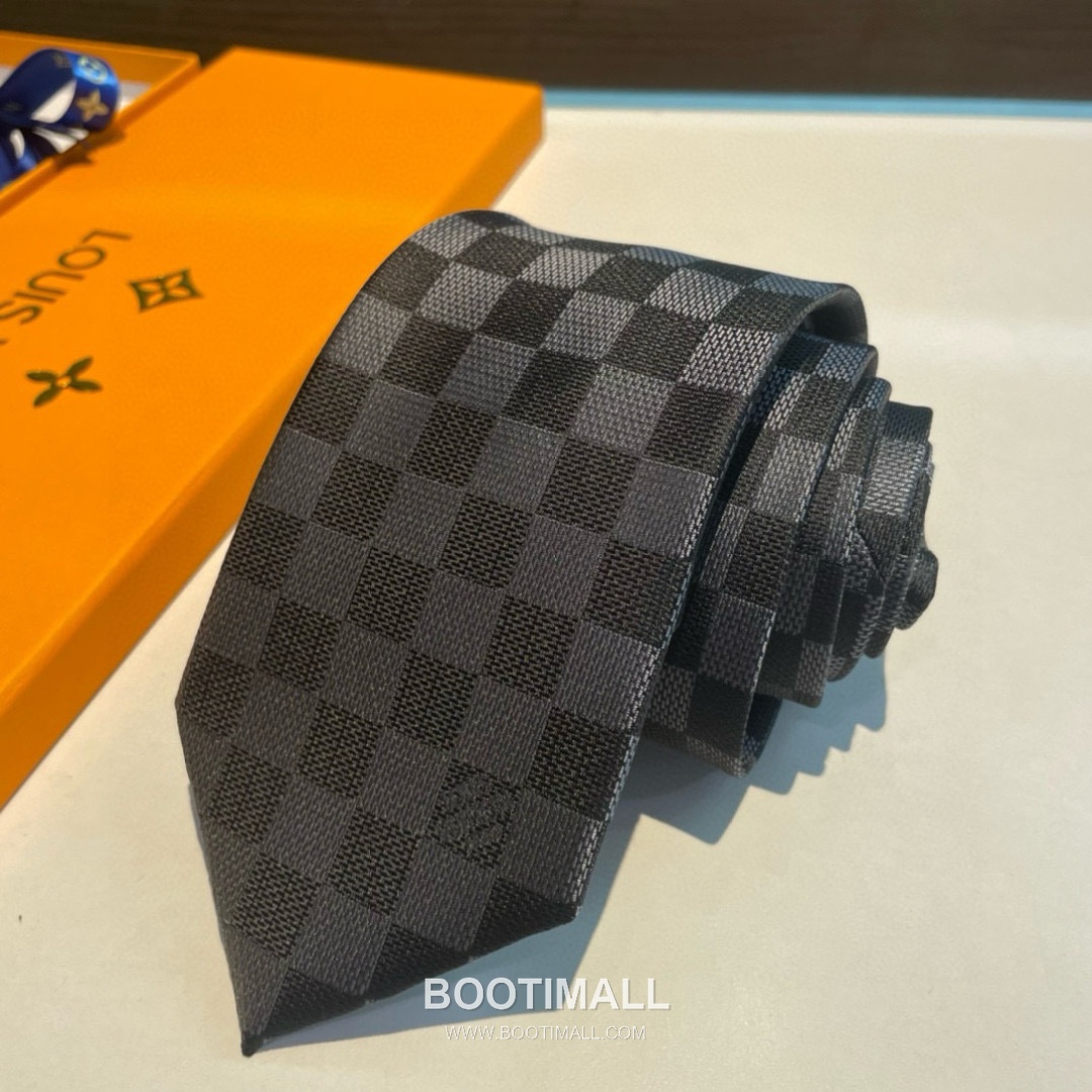 Louis Vuitton Damier Jacquard Tie Silk Black 루이비통 다미에 자카드 넥타이 실크 블랙 6