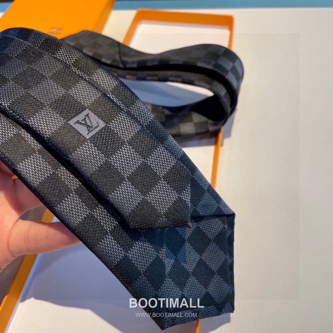 Louis Vuitton Damier Jacquard Tie Silk Black 루이비통 다미에 자카드 넥타이 실크 블랙 9