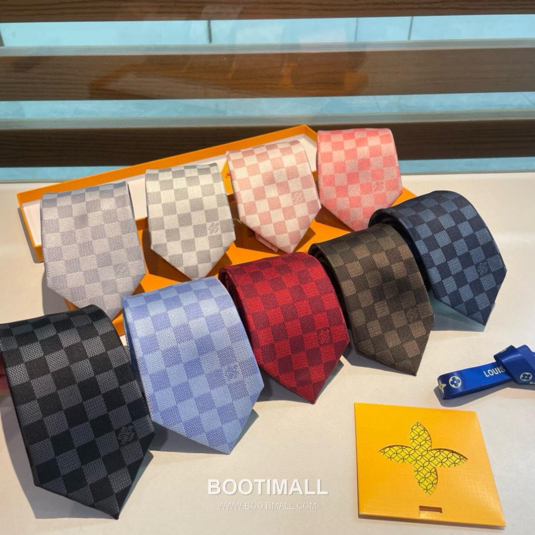Louis Vuitton Damier Jacquard Tie Silk Black 루이비통 다미에 자카드 넥타이 실크 블랙 2
