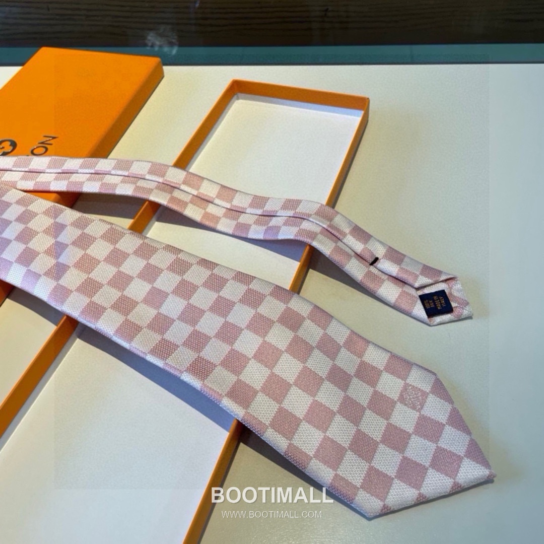 Louis Vuitton Damier Jacquard Tie Silk Black 루이비통 다미에 자카드 넥타이 실크 블랙 4