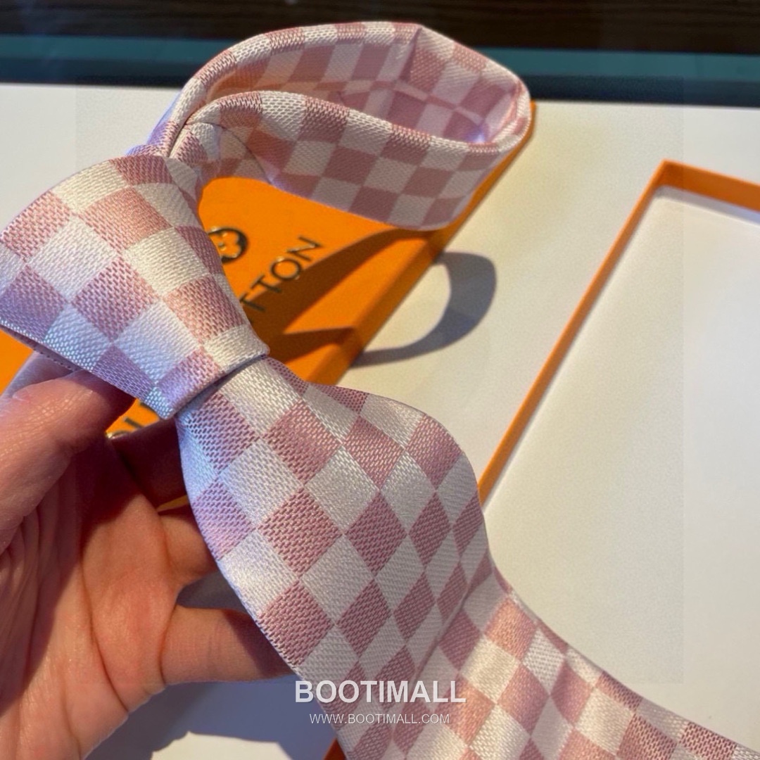 Louis Vuitton Damier Jacquard Tie Silk Black 루이비통 다미에 자카드 넥타이 실크 블랙 8
