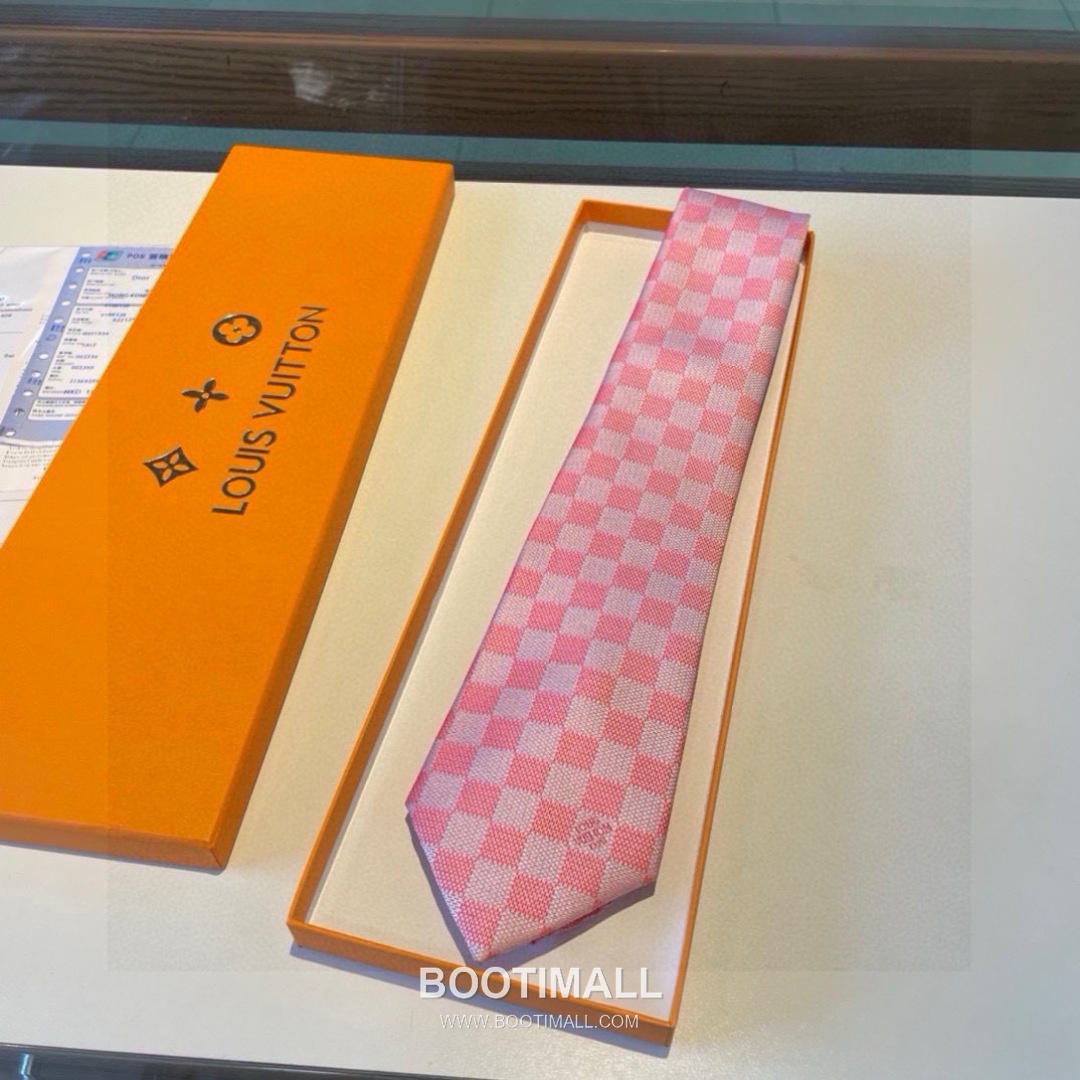 Louis Vuitton Damier Jacquard Tie Silk Black 루이비통 다미에 자카드 넥타이 실크 블랙 2