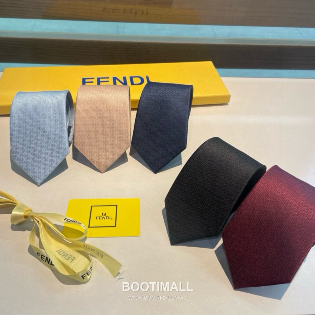 Fendi FF Jacquard Tie Jacquard Silk Black 펜디 FF 자카드 넥타이 자카드 실크 블랙 1