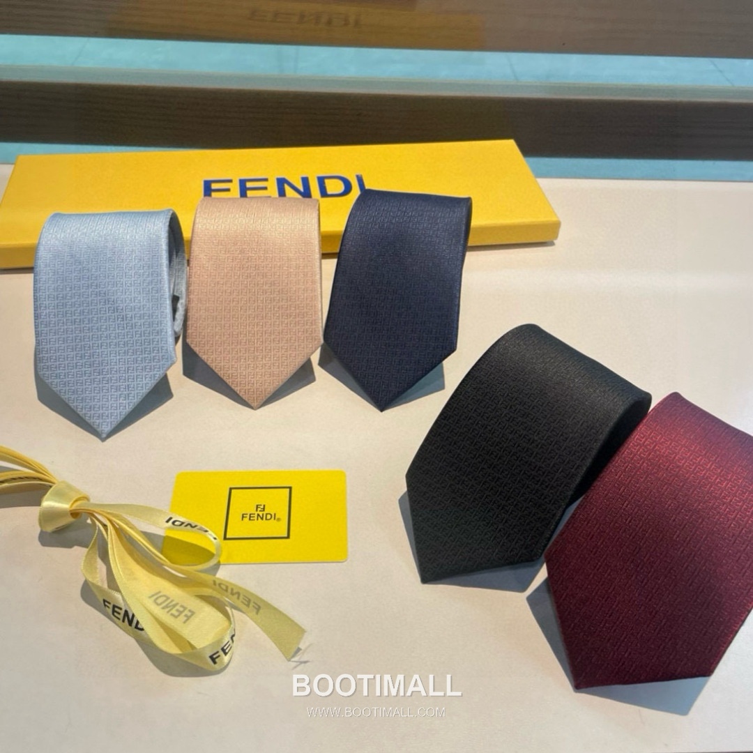 Fendi FF Jacquard Tie Jacquard Silk Black 펜디 FF 자카드 넥타이 자카드 실크 블랙 1