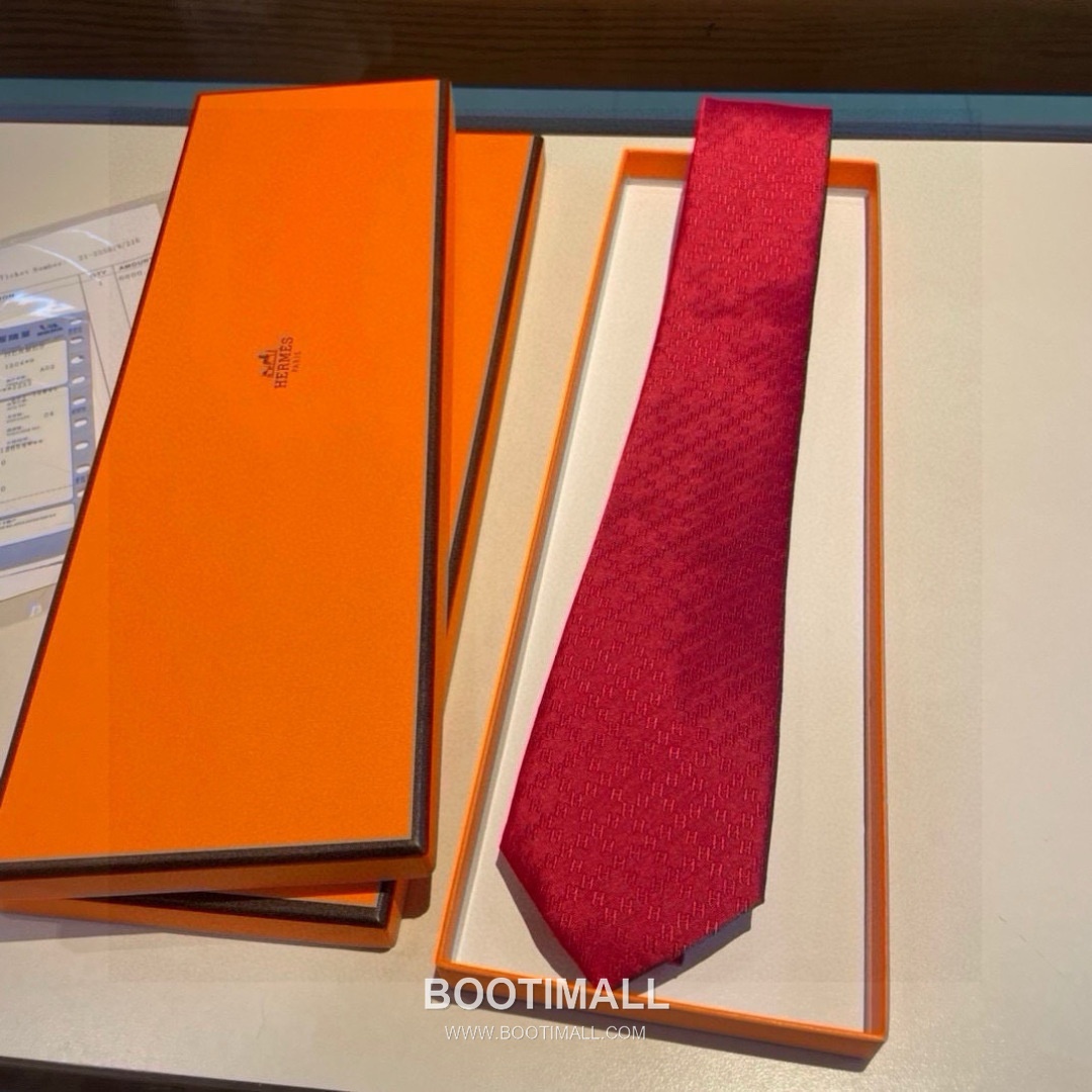 Hermes H Grid Tie Silk Twill Black 에르메스 H 격자 넥타이 실크 트윌 블랙 4