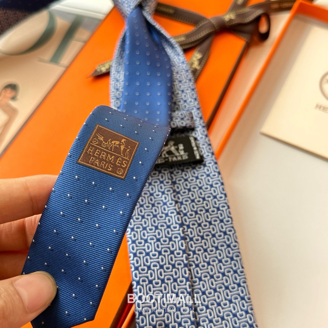 Hermes Men's Tie Silk Twill Black 에르메스 남성 넥타이 실크 트윌 블랙 10