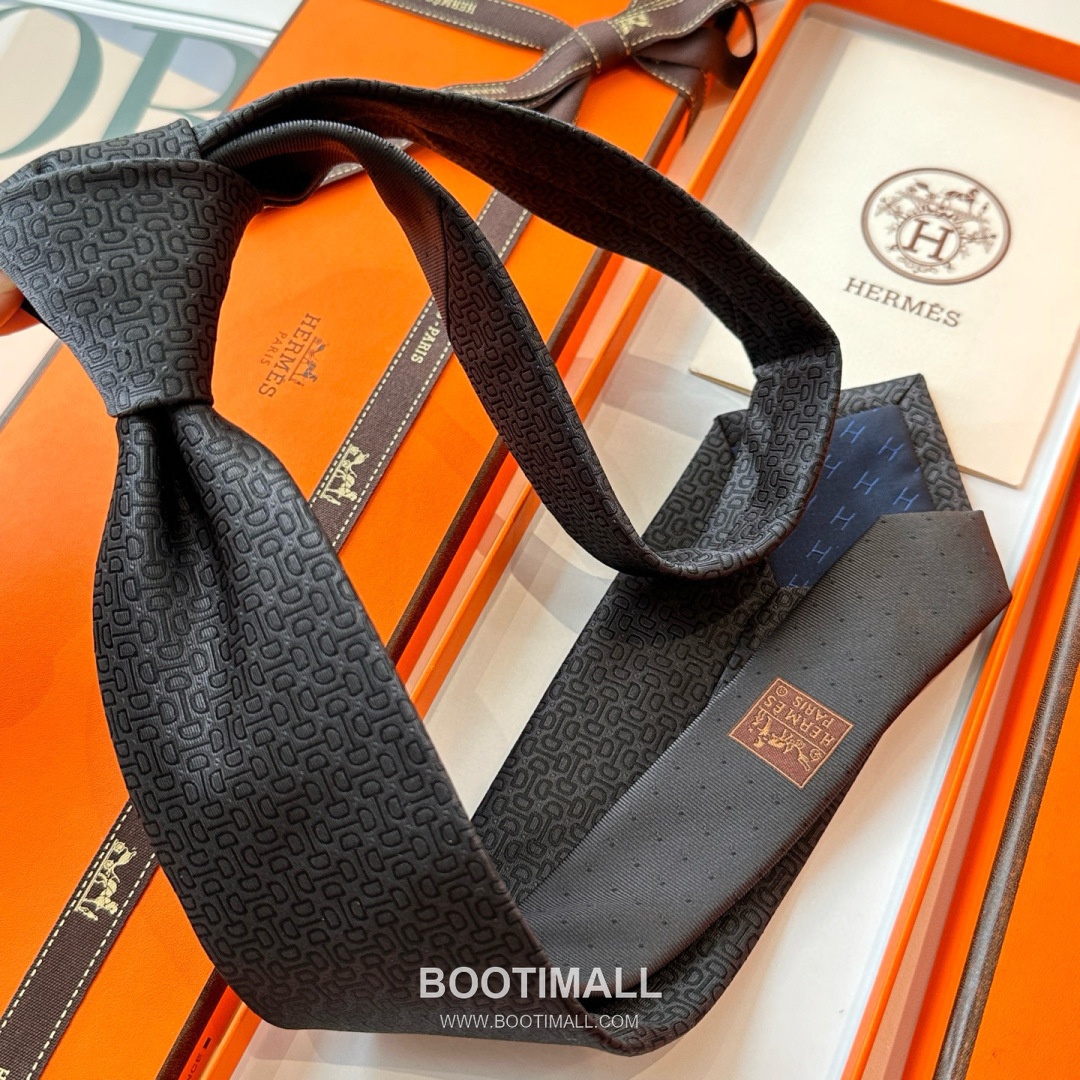 Hermes Men's Tie Silk Twill Black 에르메스 남성 넥타이 실크 트윌 블랙 10