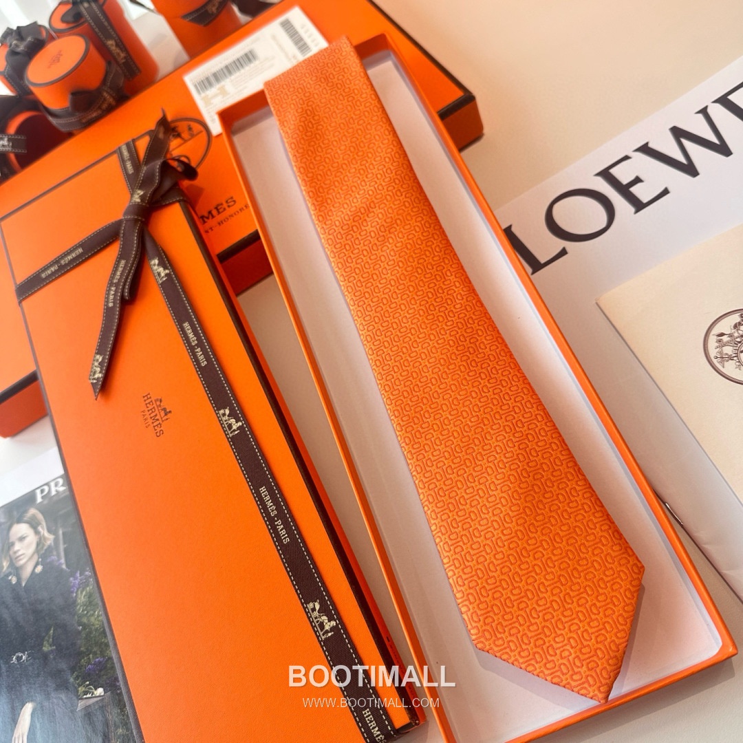 Hermes Men's Tie Silk Twill Black 에르메스 남성 넥타이 실크 트윌 블랙 2