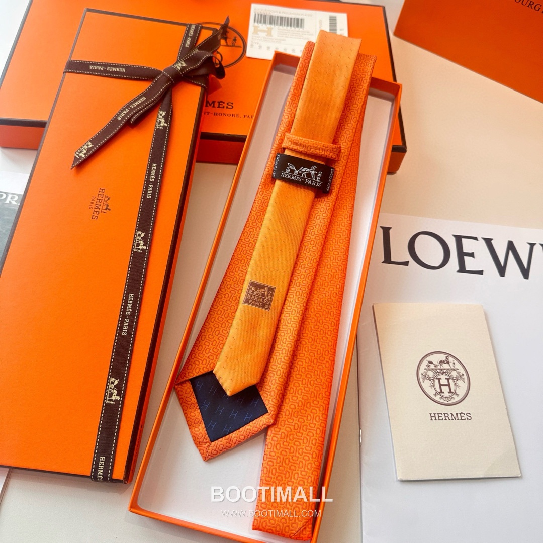 Hermes Men's Tie Silk Twill Black 에르메스 남성 넥타이 실크 트윌 블랙 3