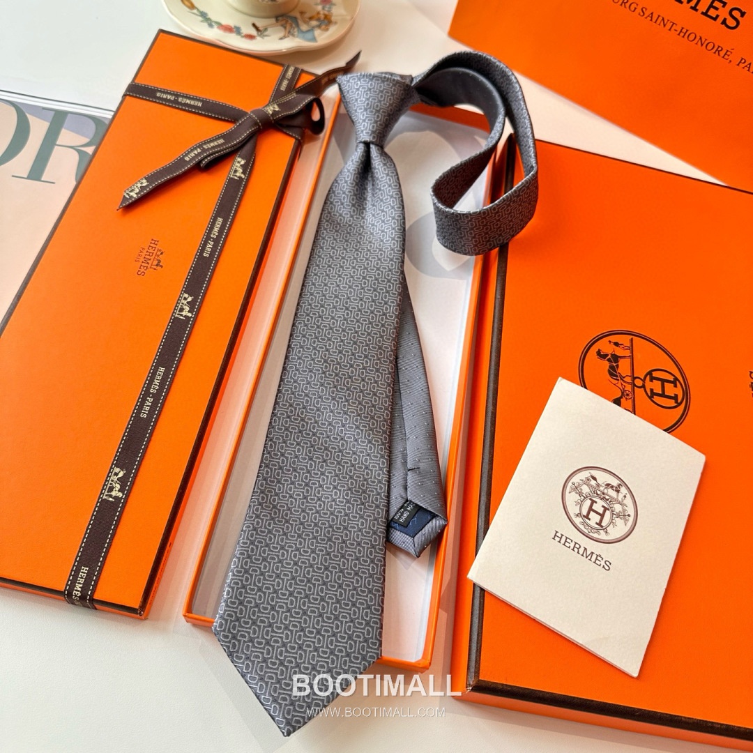 Hermes Men's Tie Silk Twill Black 에르메스 남성 넥타이 실크 트윌 블랙 9