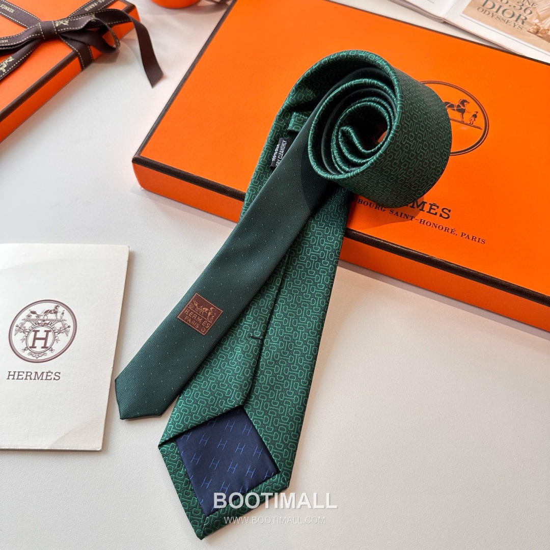 Hermes Men's Tie Silk Twill Black 에르메스 남성 넥타이 실크 트윌 블랙 7